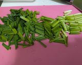 超市料理-油豆腐韭菜炒牛肉的食譜步驟2照片