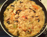 Foto del paso 5 de la receta: Tortilla de alubias, cordero y verduras