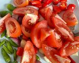 Gambar langkah 1 resipi Sambal Cili & Tomato.