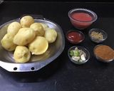 A picture of step 6 of Veg frankie.