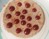 ભાખરી પીઝા (Bhakhari Pizza Recipe in Gujarati) રેસીપી સ્ટેપ2ફોટો