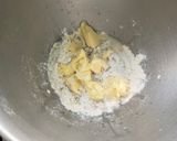 Une image de l'étape 4 de Pâte brisée aux raisins secs.