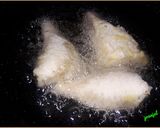 A picture of step 7 of Fried Bread Samosa.