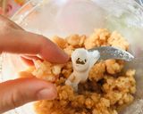 Home-made Chicken Nuggets 🐓 自家製麥樂雞的食譜步驟3照片
