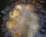 A picture of step 3 of Bharma aloo.