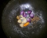 Foto langkah ke 1 dari resep Soto Ayam Kuah Bening.