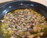 Foto del paso 3 de la receta: Coquinas al estilo de Huelva