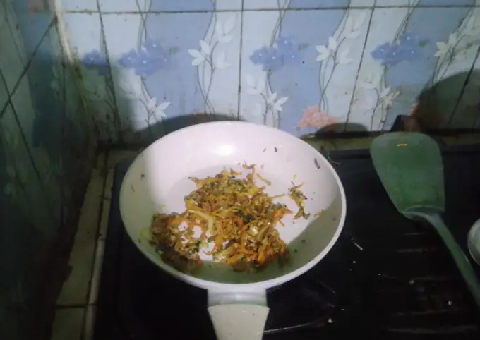 Langkah-langkah untuk membuat Cara bikin Sushi Rumahan Sederhana