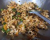 क्रिस्पी मैगी (crispy maggi recipe in Hindi) रेसिपी चरण 3 फोटो