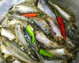 Hình bước làm 2 của món Cá Lăng kho tiêu