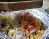 A picture of step 3 of White Chickpeas Chaat.