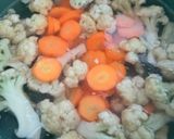 Foto langkah ke 5 dari resep Sop Bakso Lo hua Ayam.