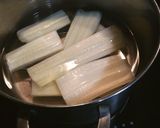 Foto del paso 2 de la receta Pencas de acelga rebozadas