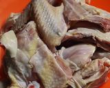 Foto langkah ke 1 dari resep Opor Ayam Bumbu Kuning.