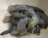 รูปขั้นตอนการทำที่ 2 ของ หมูกุ้งผัดเห็ดออรินจิ