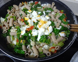 Foto del paso 9 de la receta: Pasta con bacalao y acelgas