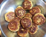A picture of step 6 of Chena / Paneer Kofta Curry.