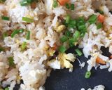 รูปขั้นตอนการทำที่ 2 ของ ข้าวผัดปู