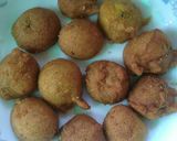 A picture of step 7 of Besan ki kadhi.