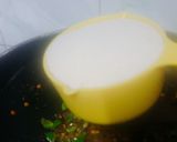 A picture of step 4 of Instant rava idli.