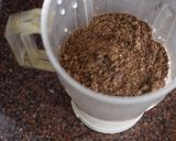 A picture of step 2 of Loaded shake/ Chocolate Milk shake.