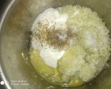 A picture of step 3 of Fusion of Italian pizza and Punjabi butter panner.