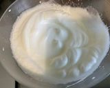 Une image de l'étape 10 de Gâteau de noël au miel et noisettes.