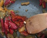 Foto del paso 2 de la receta: Espirales con salsa chilena (de humitas)
