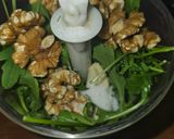Foto del paso 2 de la receta: Pesto de rúcula y menta