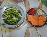 蘆筍炒蝦仁(簡單料理)的食譜步驟2照片