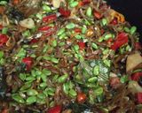 Foto langkah ke 5 dari resep Tumis Bunga Pepaya (Gak Pahit).