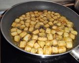 Foto del paso 7 de la receta Albóndigas en salsa con patatas fritas
