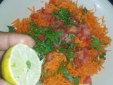 गाजर तडका कोशिंबीर (gajar tadka koshimbir recipe in marathi)