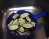 Foto langkah ke 2 dari resep Terong Balado.