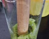 Foto langkah ke 3 dari resep Kiwi Watermelon Breeze.