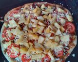A picture of step 6 of Hawaiian Pizza.