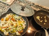 Noodles de arroz con presa ibérica. Sin gluten
