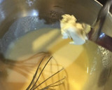Foto del paso 4 de la receta: Crema de mantequilla para bollos de Bilbao