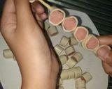 Foto langkah ke 2 dari resep Sosis Gulung Pangsit.