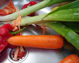 Foto del paso 1 de la receta: Salmón en salsa de naranja y marisco
