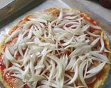 Foto langkah ke 6 dari resep Potato pizza #14.