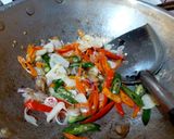 Foto langkah ke 3 dari resep Labu Siam, Tongkol, dan Tahu Masak Santan.