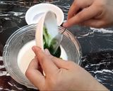 A picture of step 6 of Kaleeji Bun.
