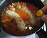 Foto del paso 8 de la receta: Chorizo con azafrán (tipo a la pomarola)