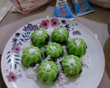Foto langkah ke 5 dari resep Kue Putu dengan Cetakan.