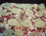 Φωτογραφία βήματος 15 της συνταγής Pizza με πατάτες, λουκάνικο και pesto βασιλικού