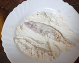 Foto del paso 1 de la receta: Barritas crujientes de gallo con papas fritas y mojo