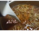 A picture of step 5 of Hot & Sour Soup.