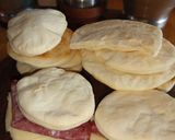 Foto del paso 5 de la receta: Pancitos sin levadura para sándwich