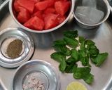 તરબૂચ નું જ્યુસ(watermelon juice Recipe in gujarati) રેસીપી સ્ટેપ1ફોટો